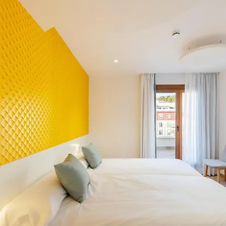 Odyssey Aparthotel *