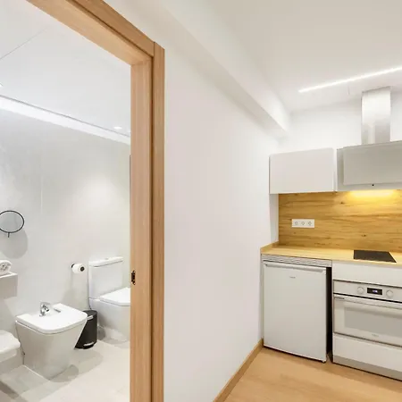 アパートホテル Odyssey 4*