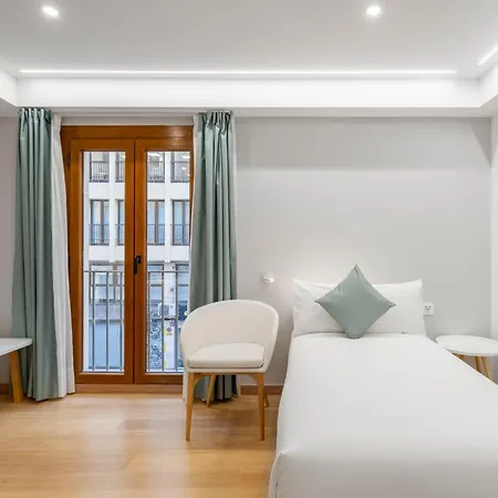 Odyssey アパートホテル アリカンテ