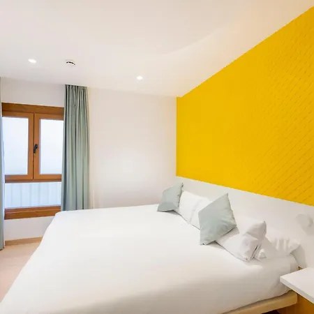 Odyssey Aparthotel *
