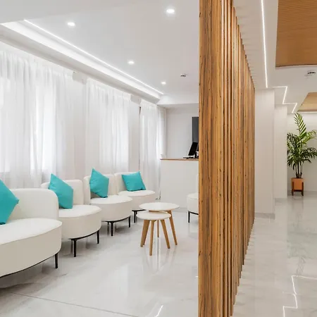 Odyssey Aparthotel *