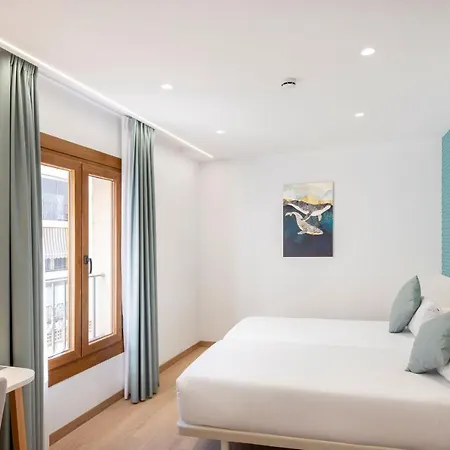 Aparthotel Odyssey *